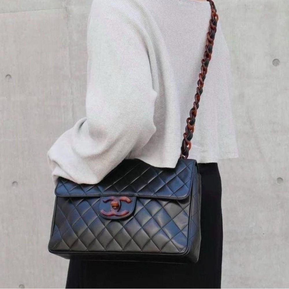 SOLD Chanel Tortoiseshell Lambskin Maxi Flap Bag - Picture 17 of 17
